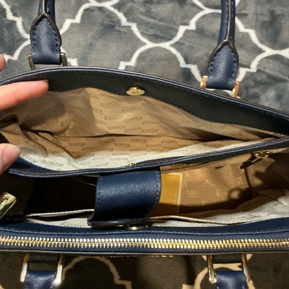 Micheal Kors Navy Blue Large Saffiano Leather Satchel - Picture 8 of 10